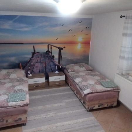 Apartmán U Zlatého křížku Velké Meziříčí Exterior foto